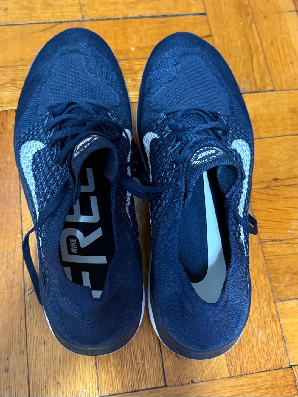 Nike Men’s Navy and White Knit Running Sneakers
